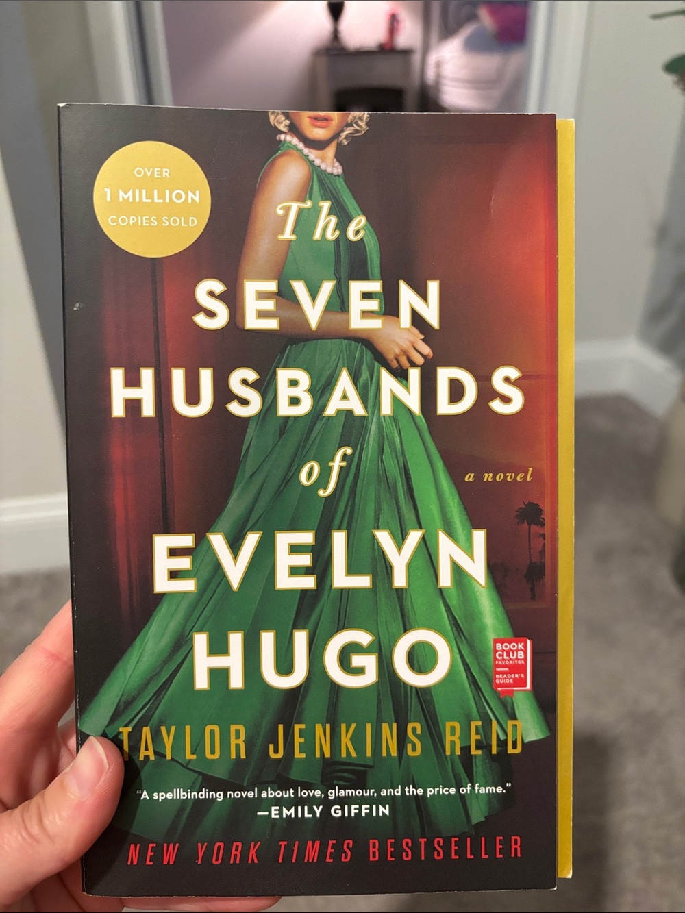 The Seven Husbands of Evelyn Hugo by Taylor Jenkins Reid - Green Cover